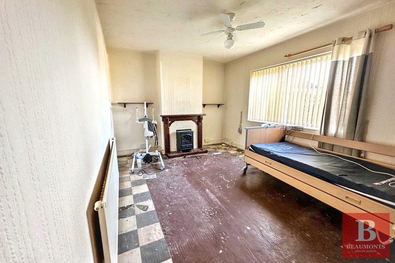 Property photo 3 of 12 Photo 7