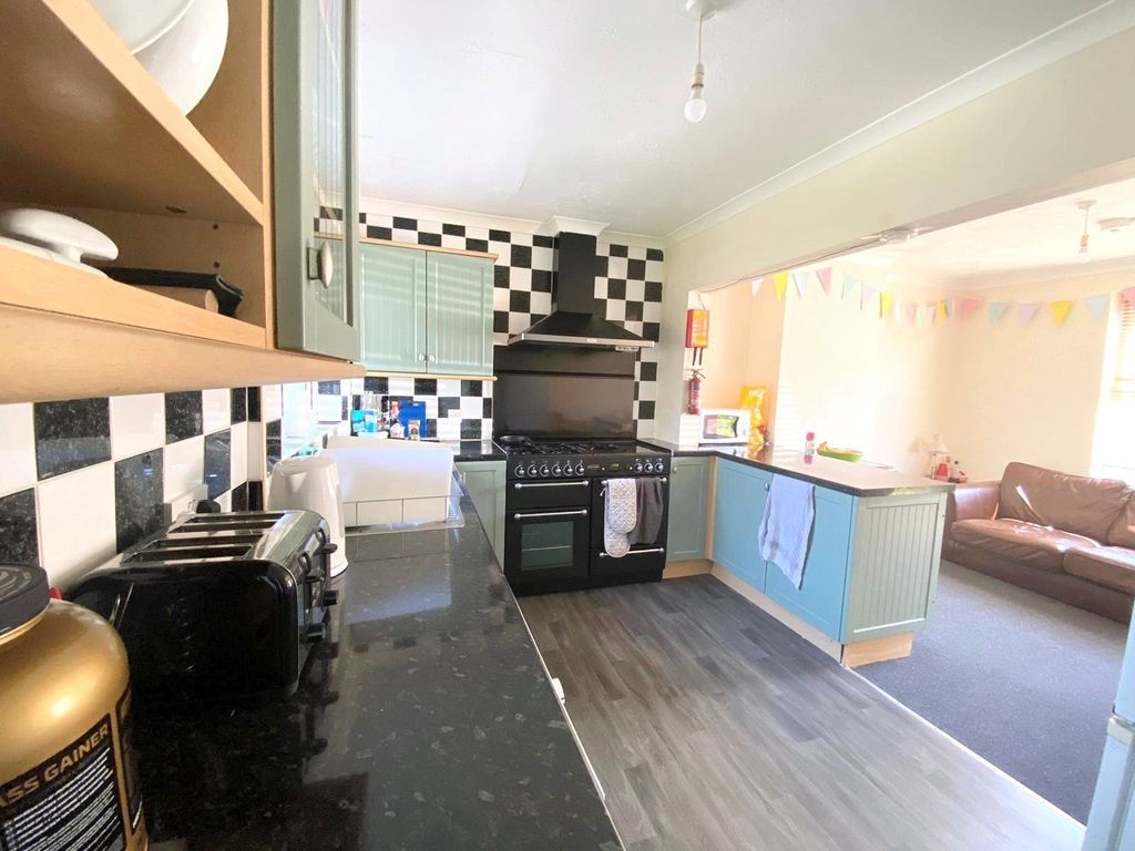 Property photo 3 of 9 Picture No. 02