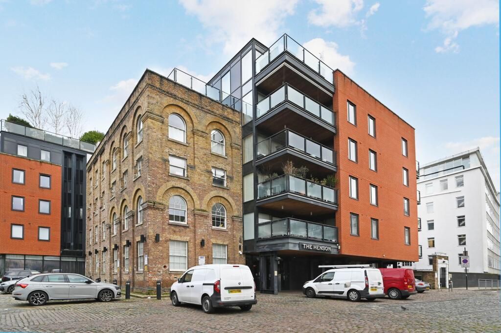 Property photo 1 of 15 1