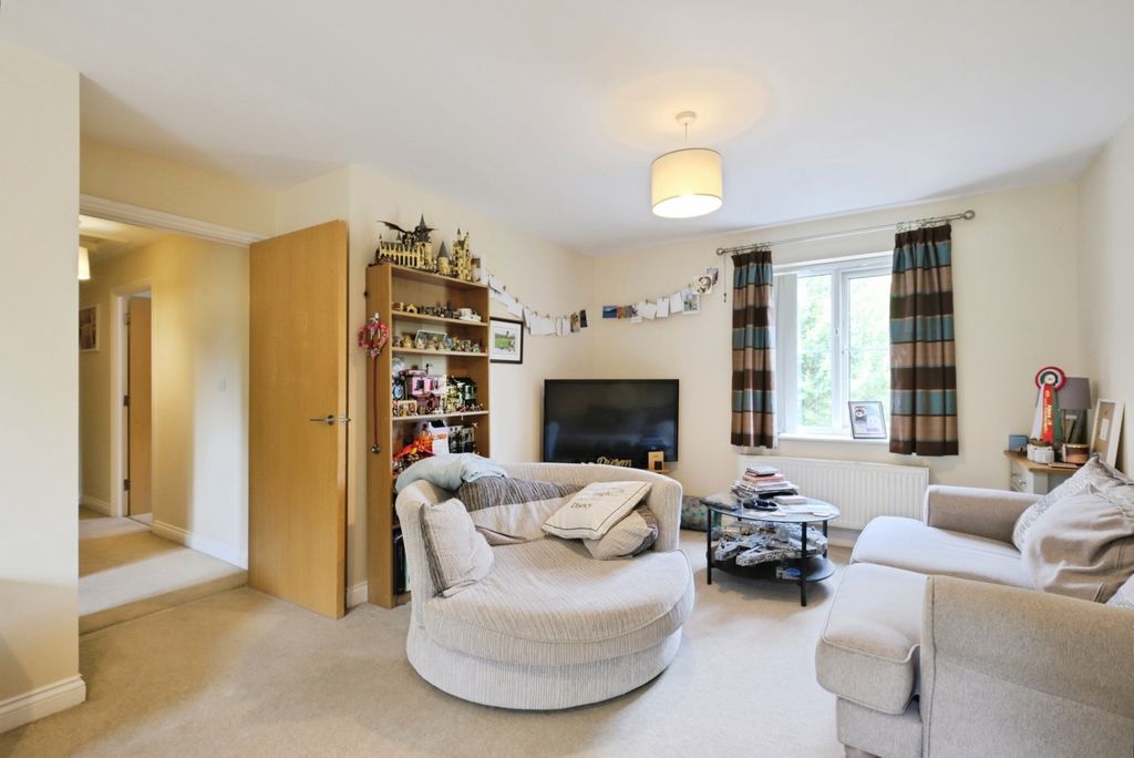 Property photo 2 of 13 Pbox-Img.Jpg