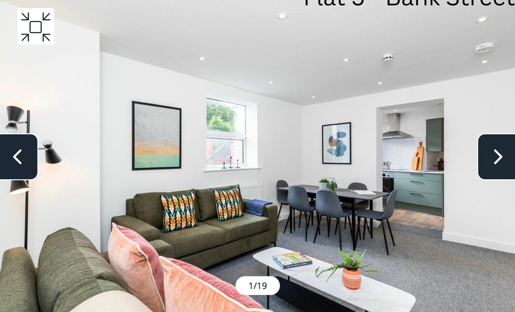 Property photo 1 of 9 A Spacious And Stylish Large Modern Living Room Pe...