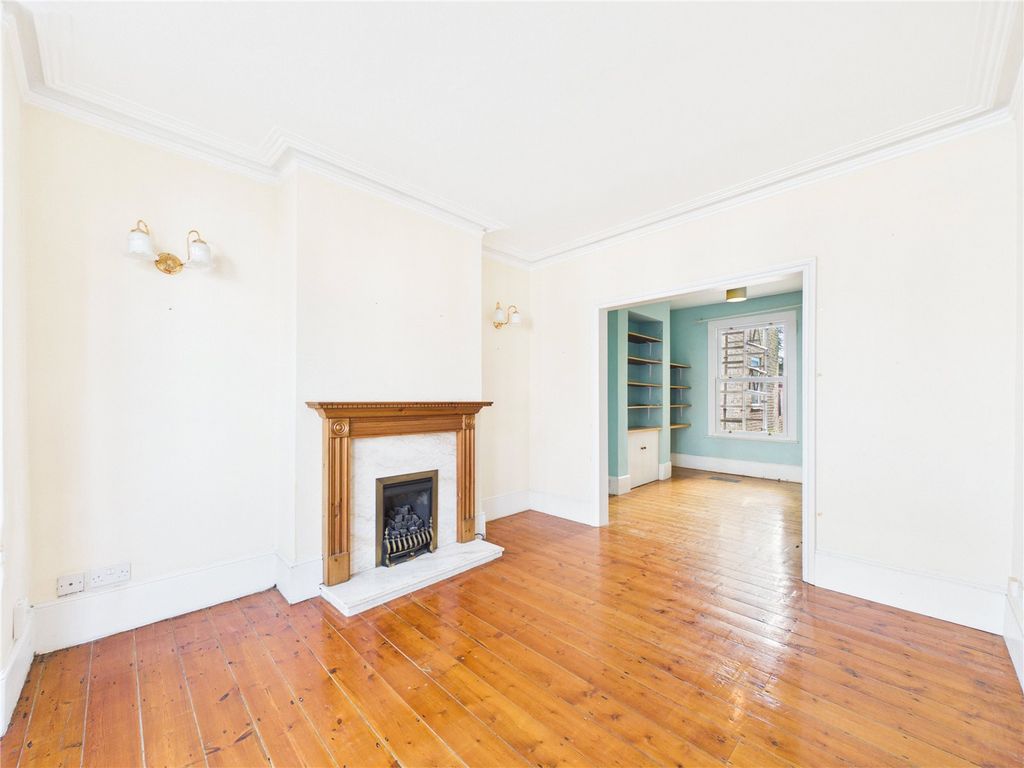 Property photo 1 of 13 Picture No. 04