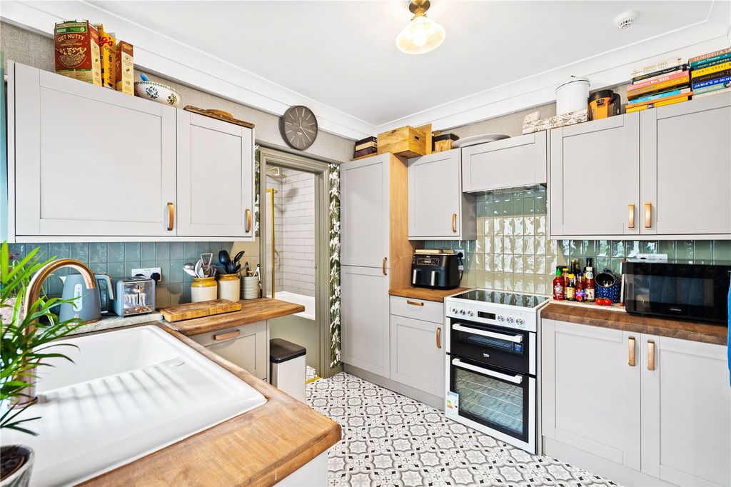 Property photo 2 of 20 Picture No. 09