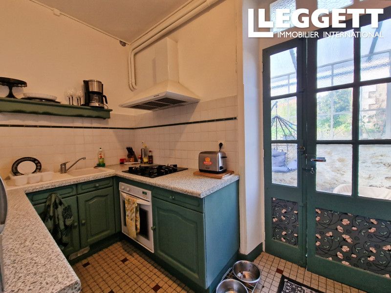 Property photo 3 of 10