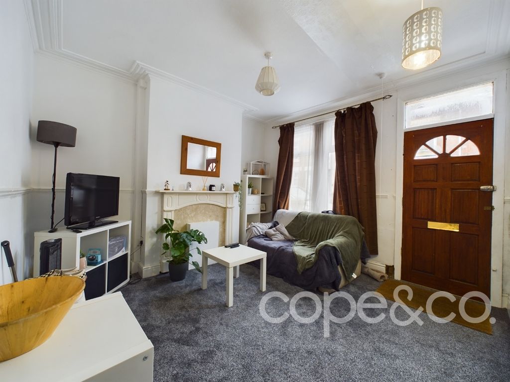 Property photo 3 of 11 2115306