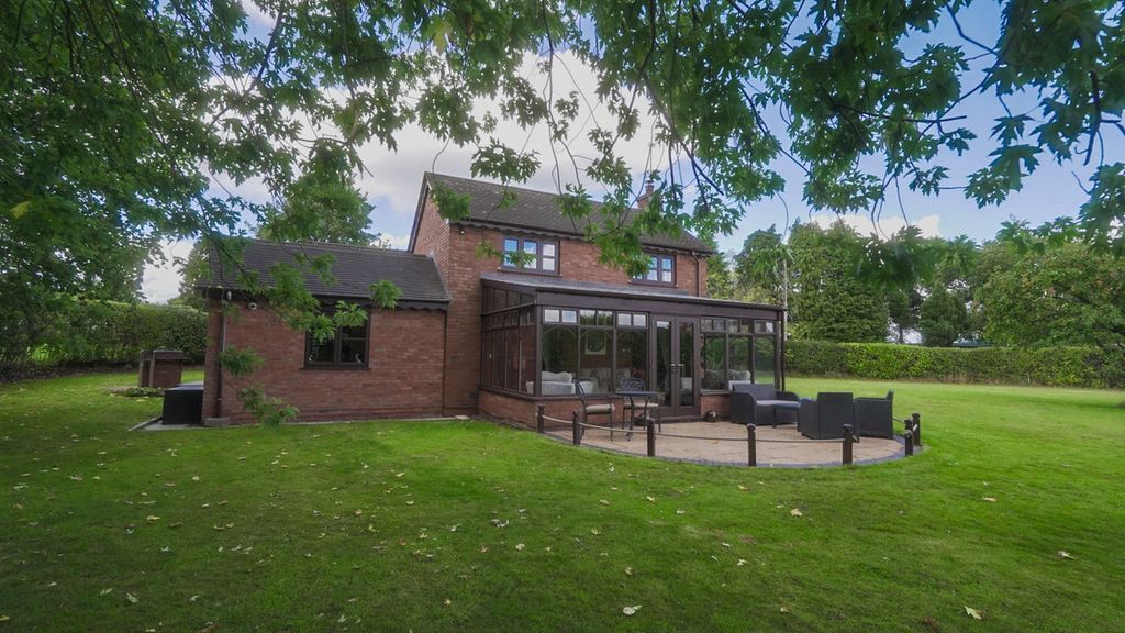 Property photo 3 of 39