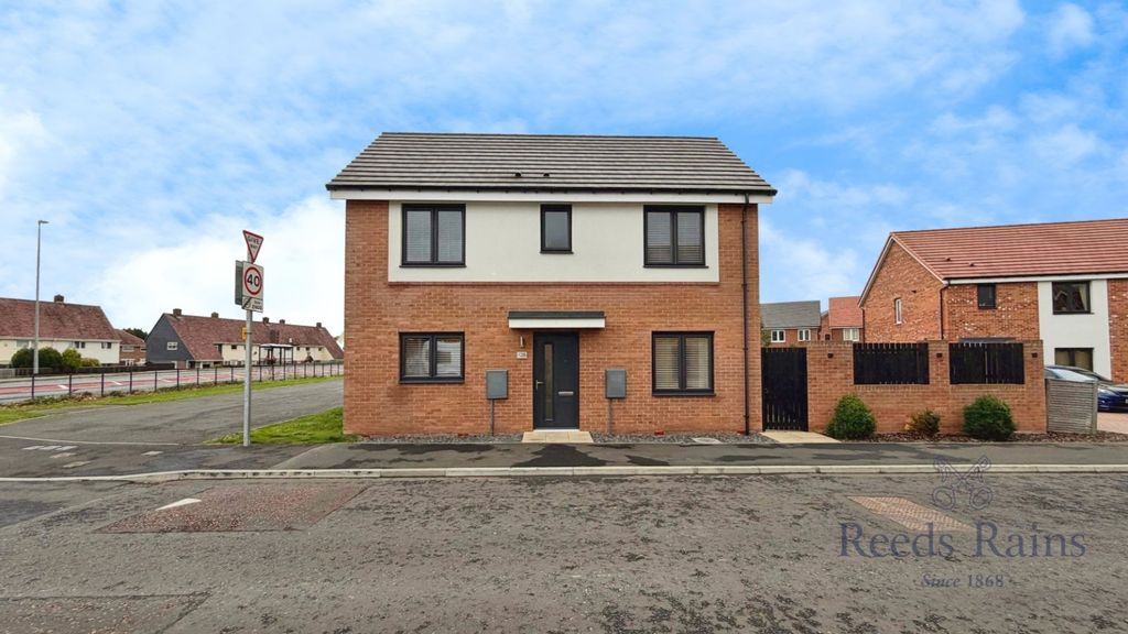 Property photo 1 of 13 Main