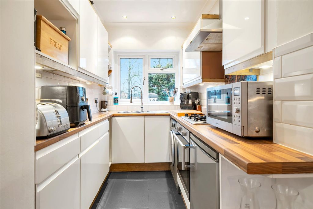 Property photo 3 of 19 Photo 19-02-2026, 4 01 44 Pm.Jpg