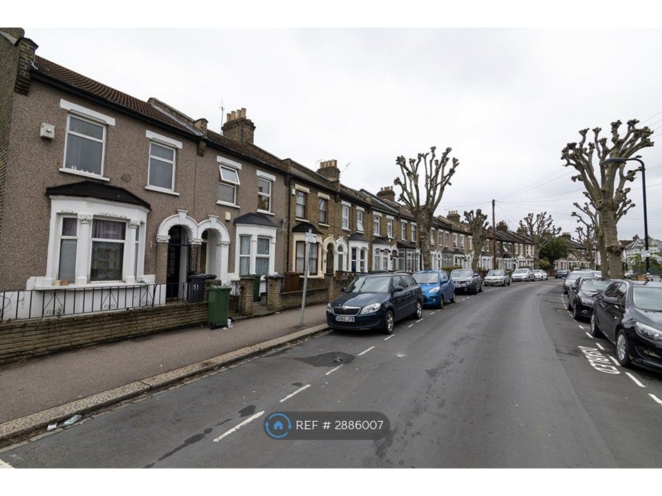 Property photo 3 of 16 Street View
