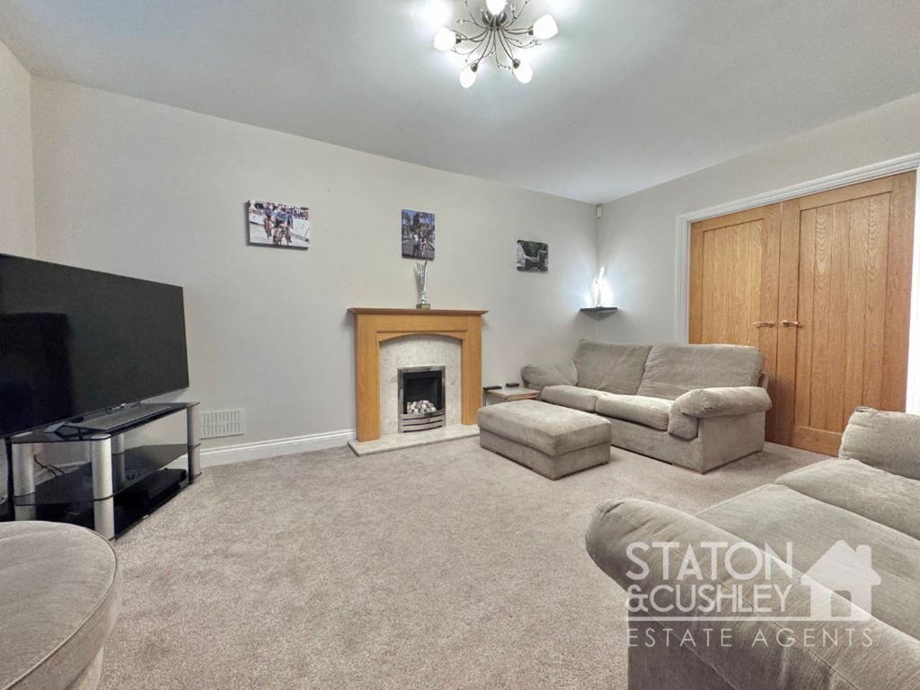 Property photo 3 of 38