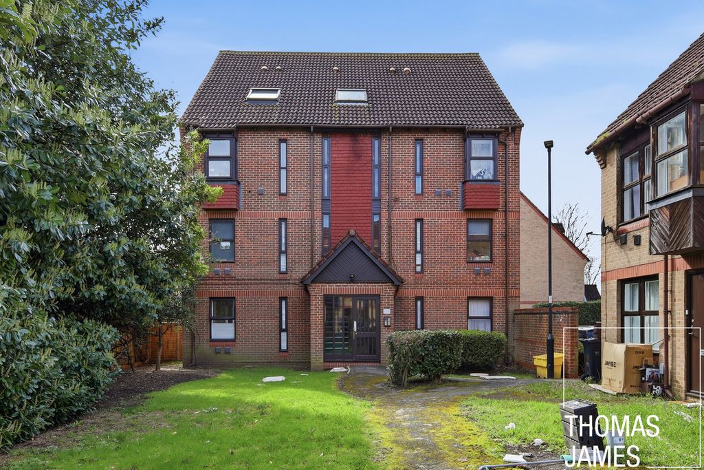 Property photo 1 of 9