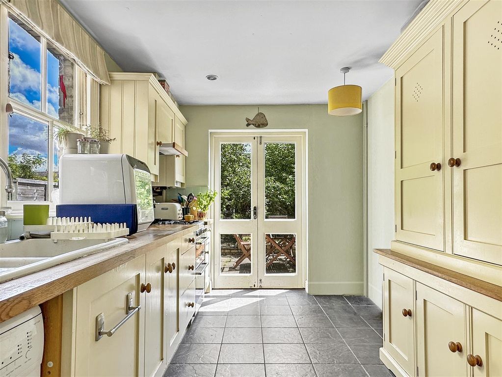 Property photo 3 of 14 Pmgsaf8Yme-Jemwpkxynba.Jpg