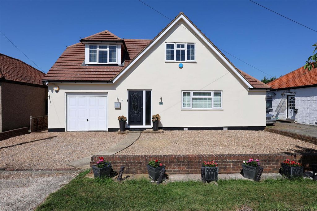Property photo 1 of 20 External
