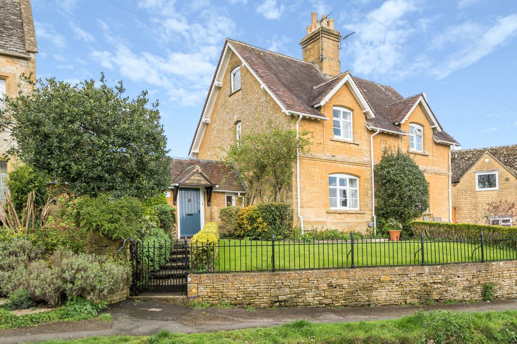 Property photo 1 of 14
