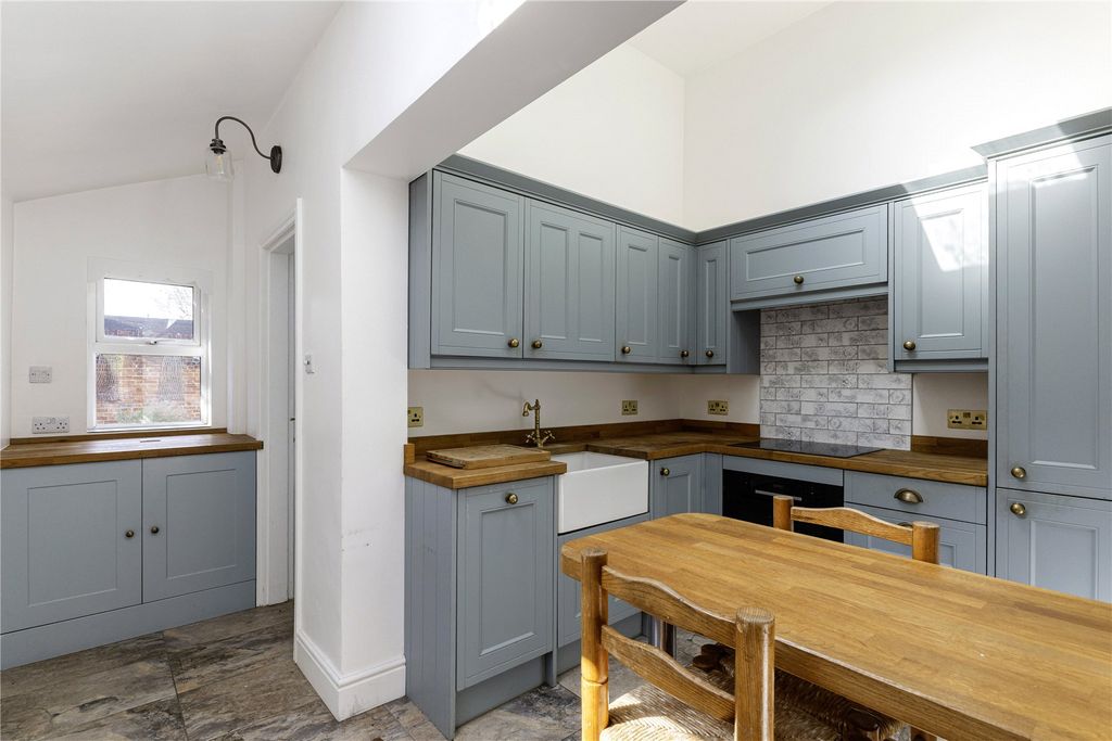 Property photo 2 of 13 Picture No. 05