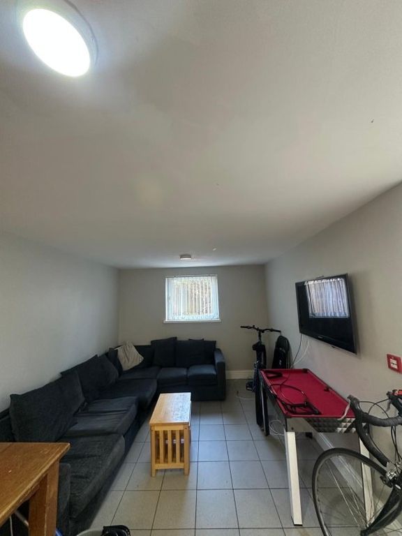 Property photo 1 of 11 9325361.Jpg