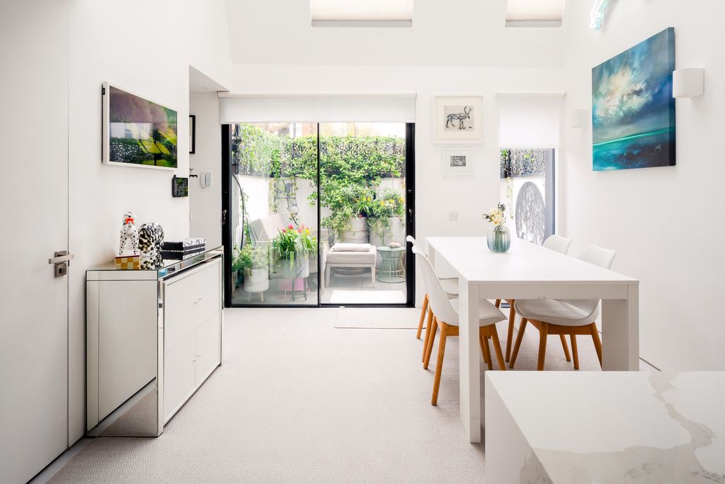 Property photo 1 of 22 336225 - Livingedit1.Jpg