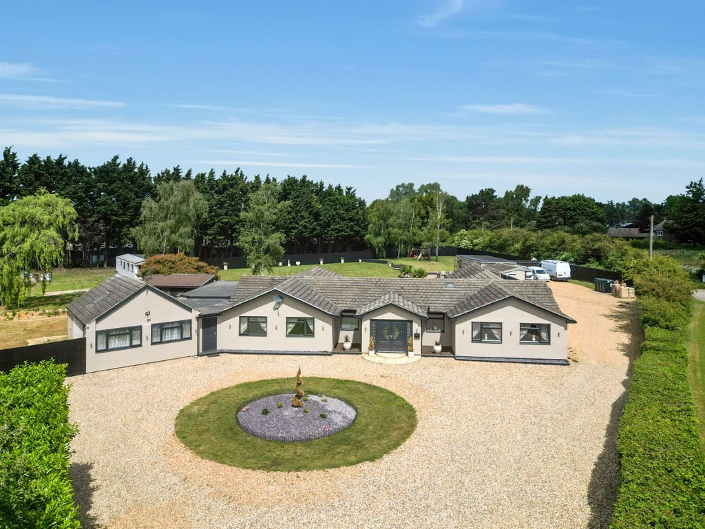 Property photo 3 of 55