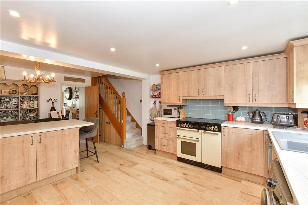Property photo 3 of 11 Kitchen/Diner