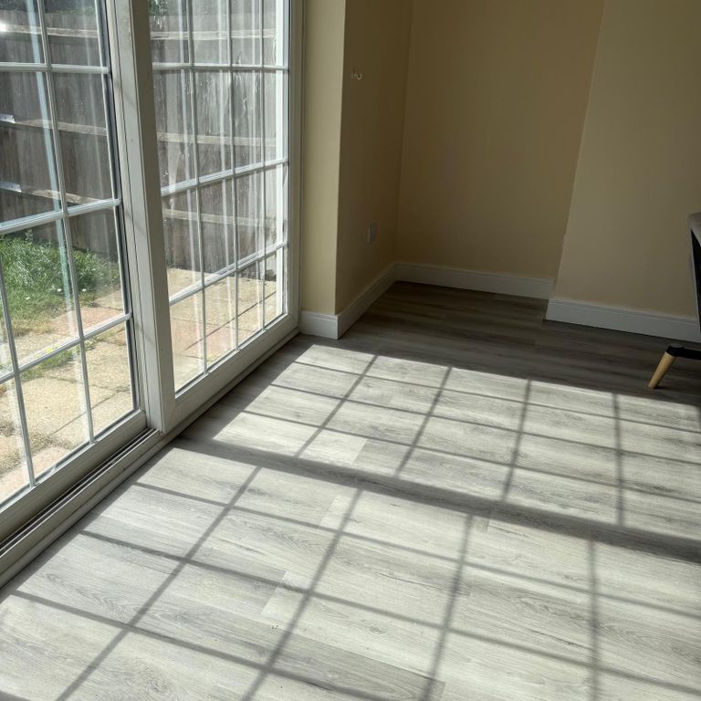 Property photo 2 of 5 Gallery