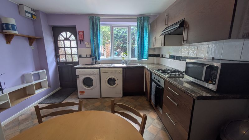 Property photo 2 of 9 Photo 15