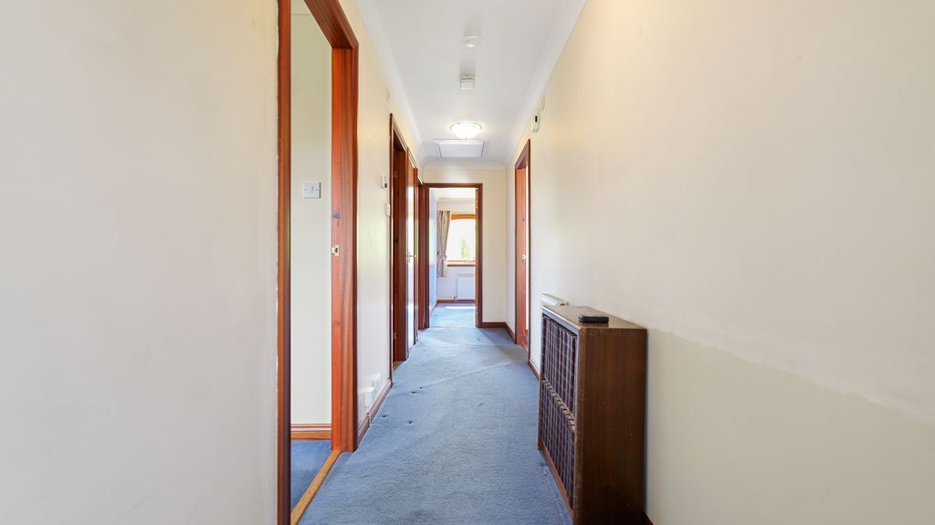 Property photo 2 of 20 Hallway