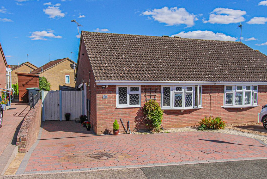 Property photo 1 of 12 Front Aspect