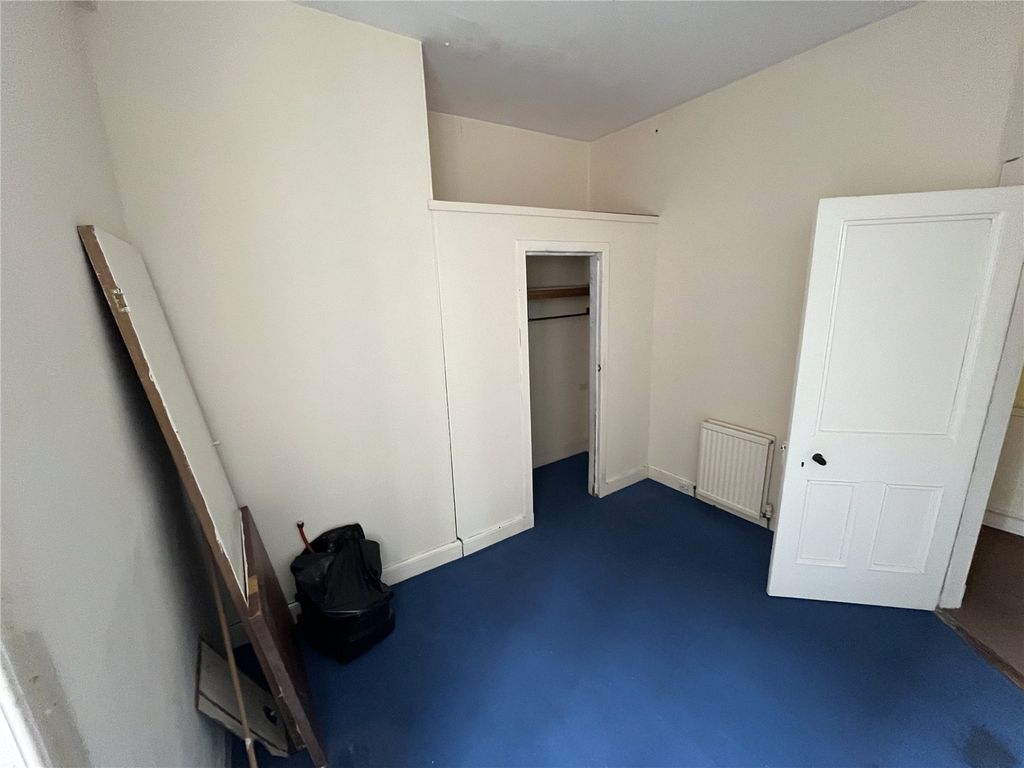 Property photo 3 of 10 Picture No. 09