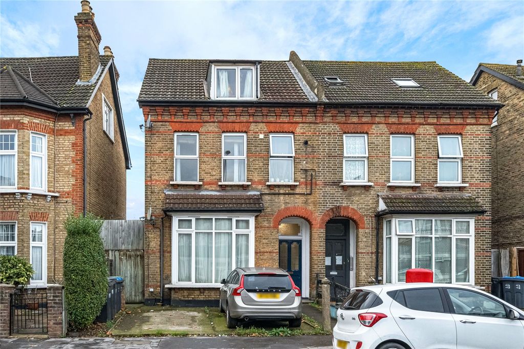 Property photo 1 of 7 Exterior