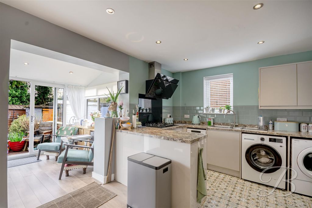 Property photo 3 of 26 Ccltd-23.Jpg