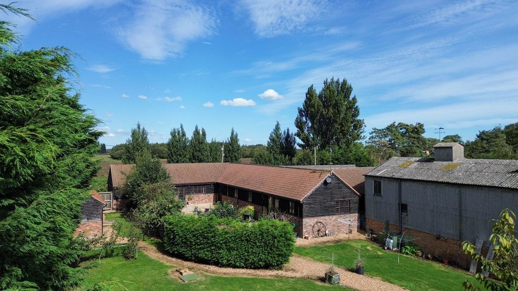 Property photo 1 of 41