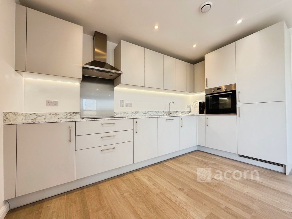 Property photo 3 of 11 11Ff207d--408A-99...