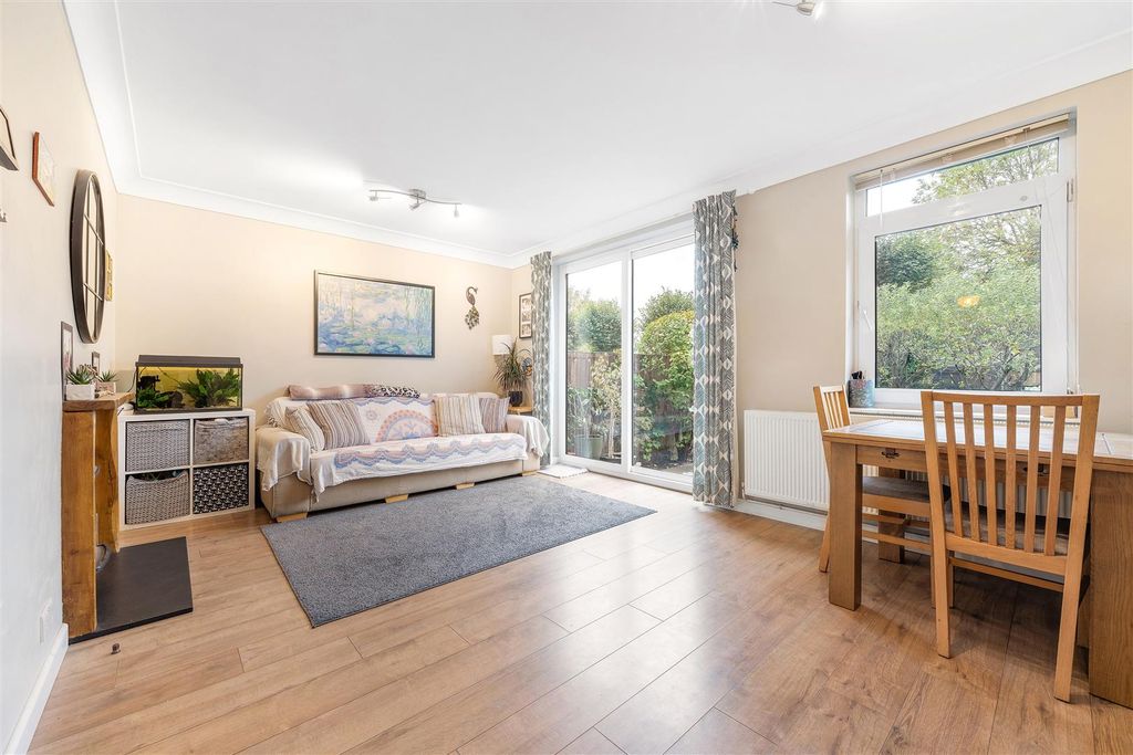 Property photo 2 of 13 Pic 2.Jpg