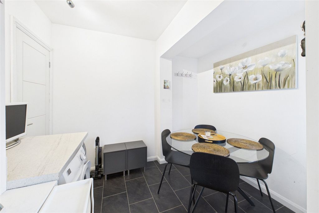 Property photo 3 of 10 Picture No. 10