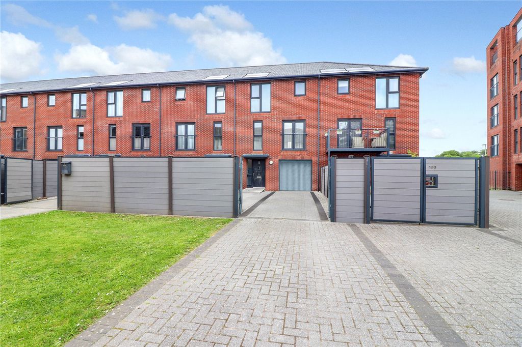 Property photo 1 of 19 Picture No. 17