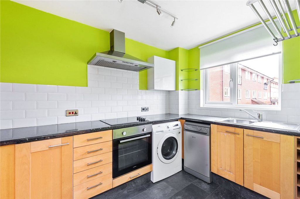 Property photo 3 of 10 Picture No. 04