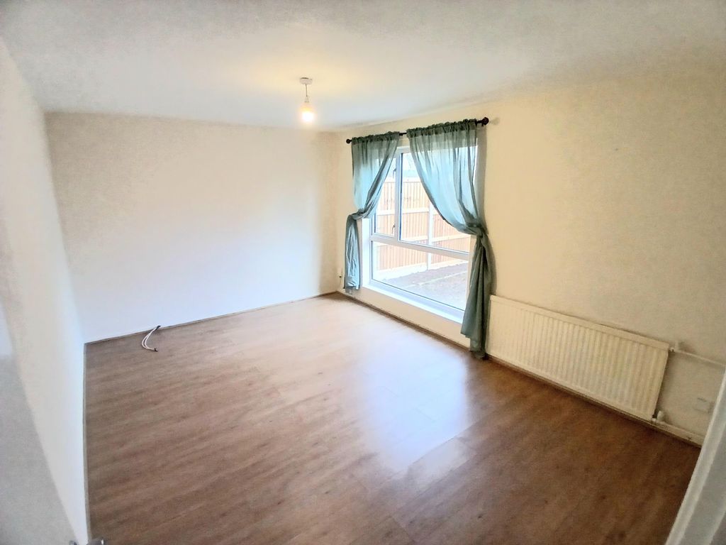 Property photo 2 of 27 Image