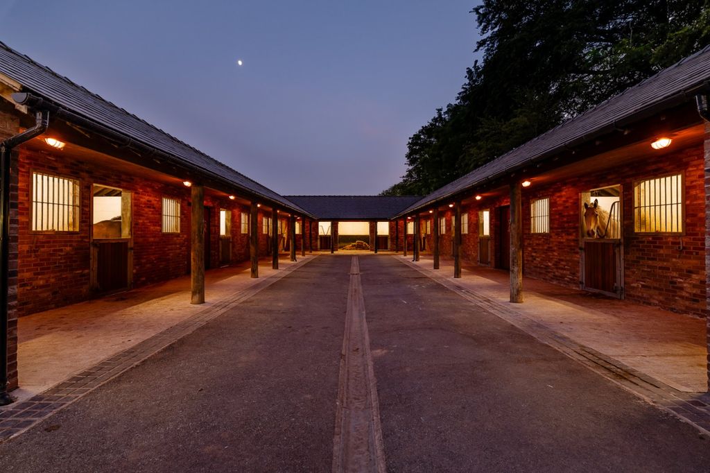 Additional image 32 of 7 bed equestrian for salePark Lane, Higher Walton, Warrington, Cheshire WA4