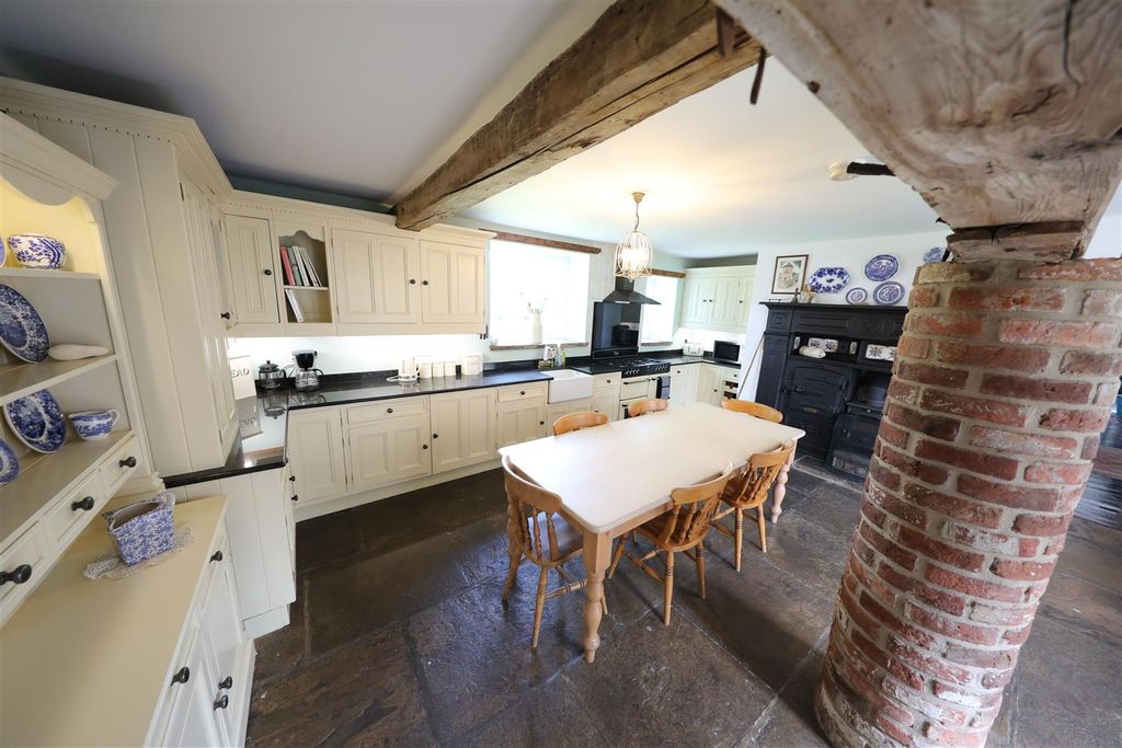 Additional image 7 of 6 bed detached house to rentGreens Lane, Burton Pidsea, Hull HU12