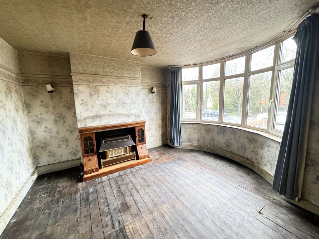 Property photo 2 of 16 Photo 1