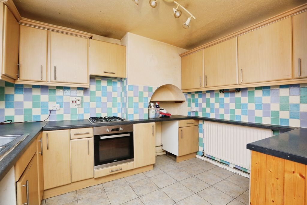 Property photo 2 of 15 Pbox-Img.Jpg
