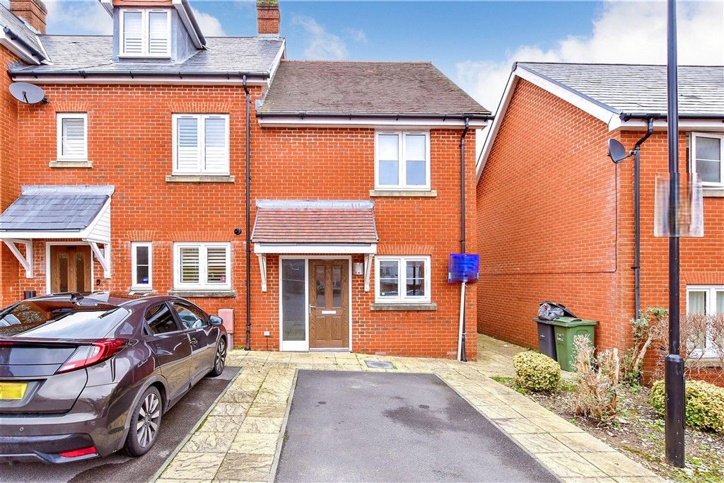 Property photo 1 of 10 External (Web) 1