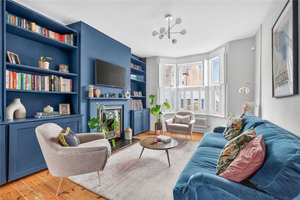 Property photo 1 of 19 Picture No. 09