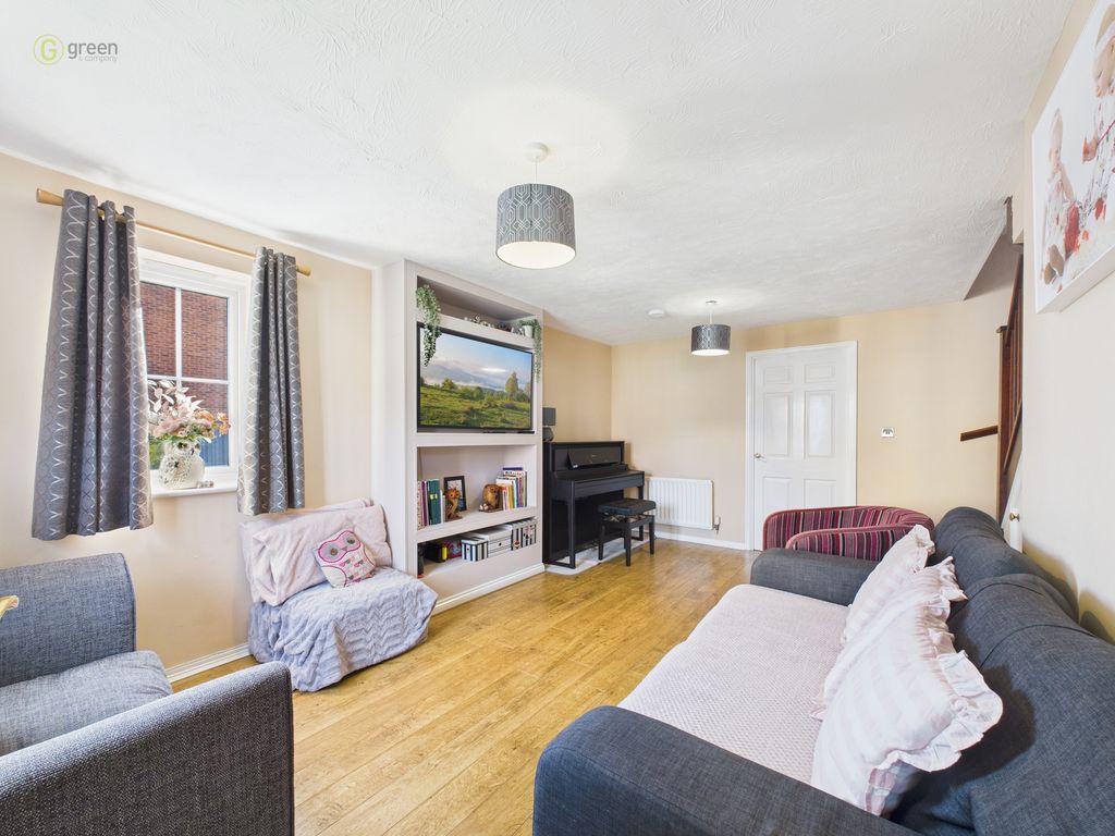 Property photo 3 of 17