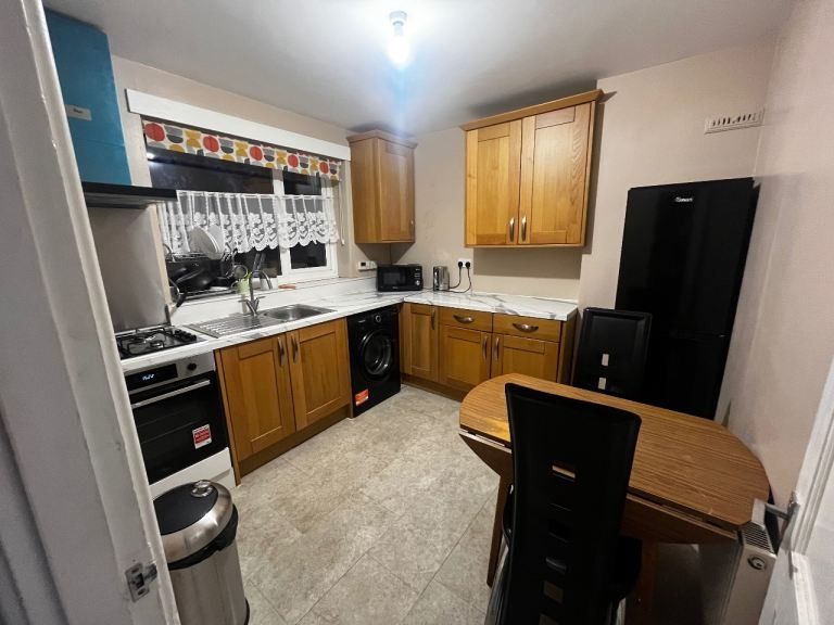 Property photo 3 of 5