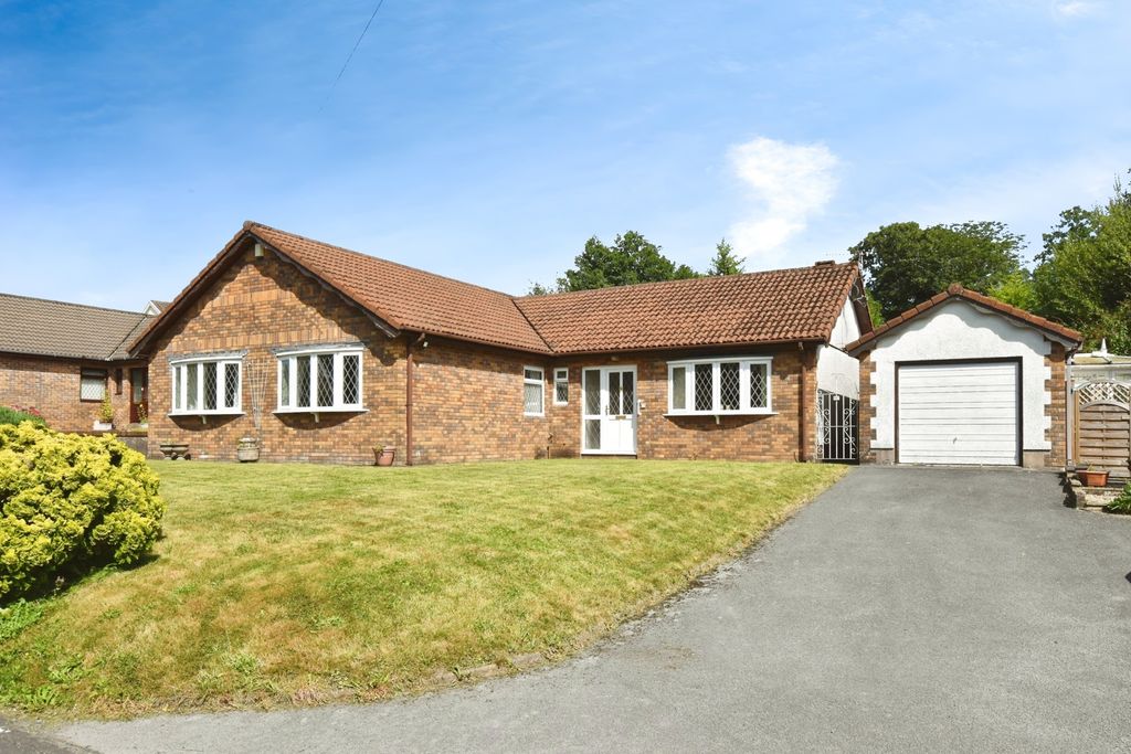 Property photo 1 of 17 Photo