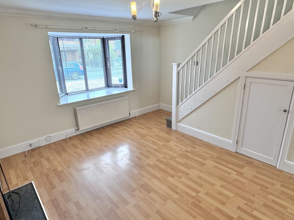 Property photo 3 of 12 Img_1226