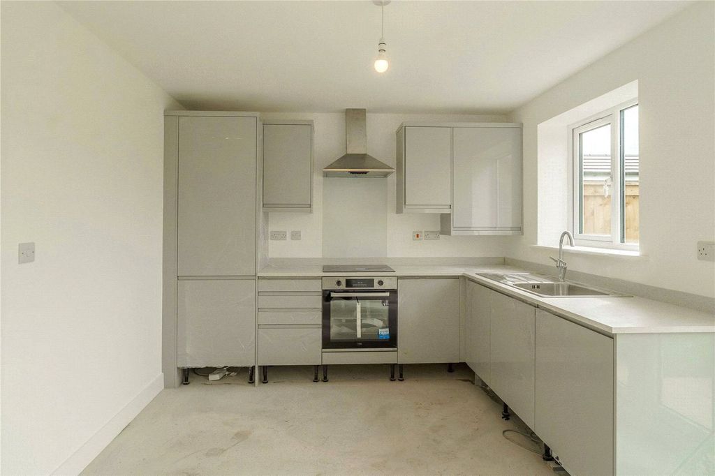 Property photo 2 of 4 Picture No. 04