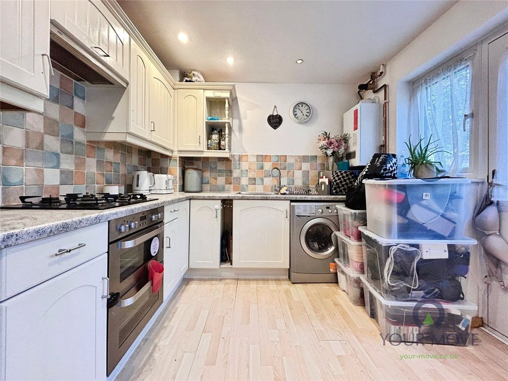 Property photo 3 of 9 Picture No. 13