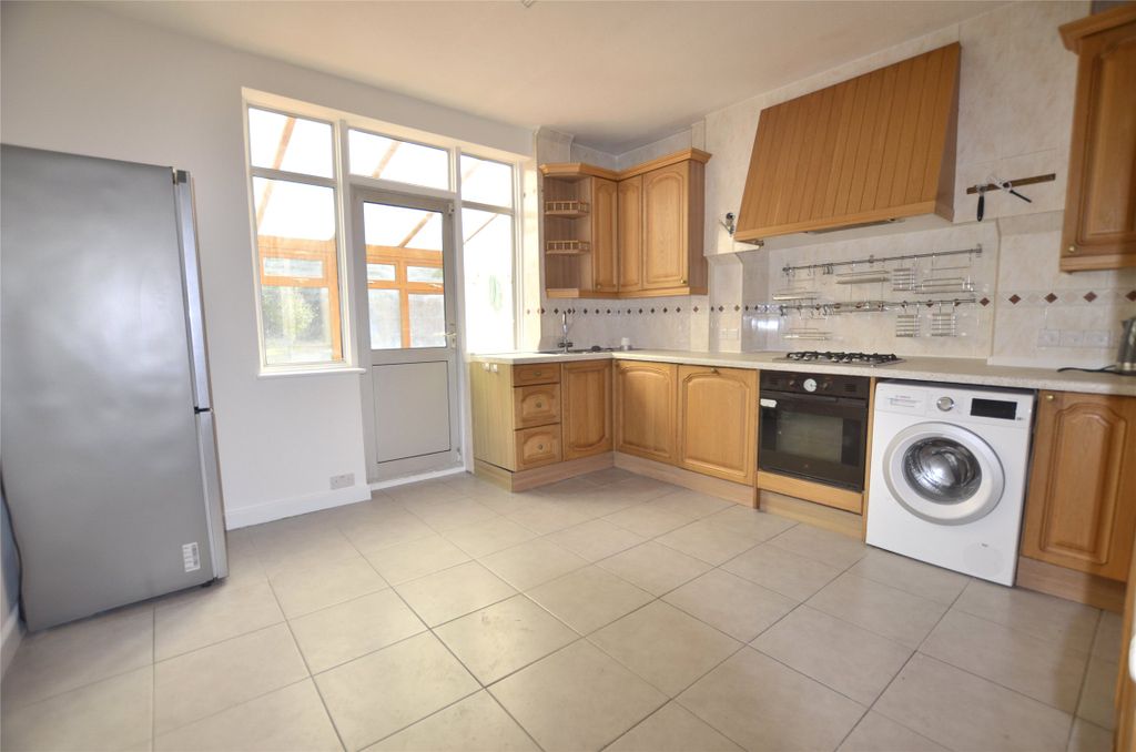 Property photo 3 of 25 Picture No. 21